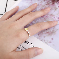 Dainty Bee Ring